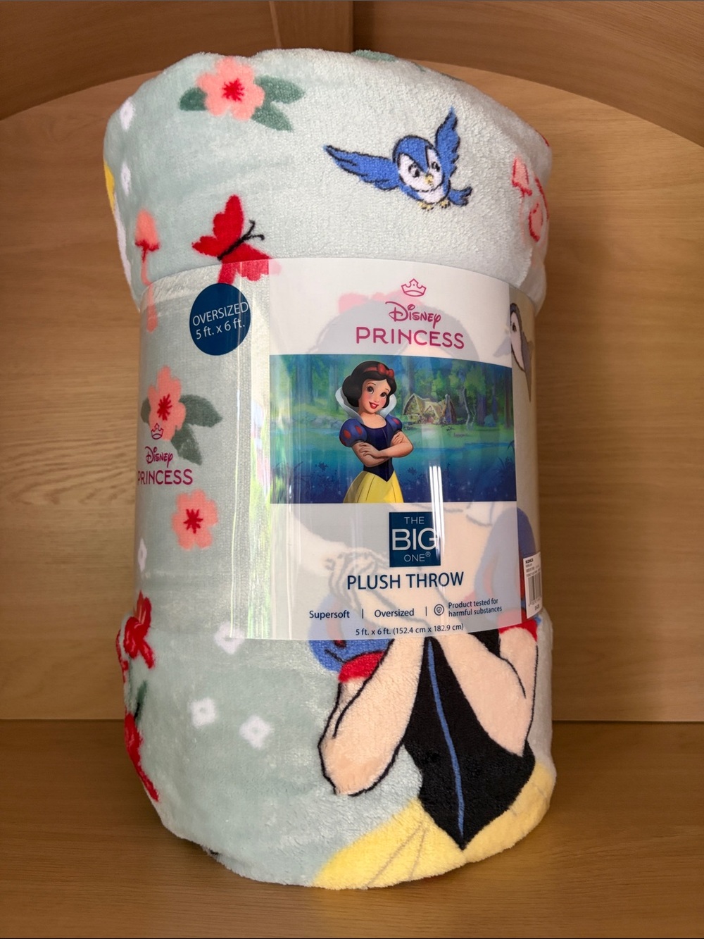 NWT•Disney Snow White Supersoft Oversized Plush Throw Blanket | 5’x6’